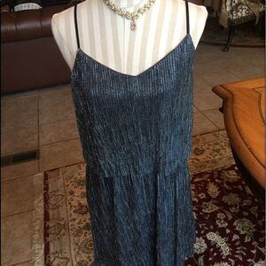 EVERLY FOIL Ruffle Shimmer Dress!